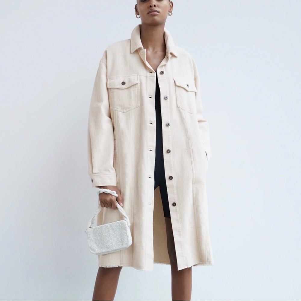 ZARA Cream Corduroy Shirt Coat / Long Shacket – Size M – Like New